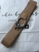 Load image into Gallery viewer, Armadillo Stretch Belt (various colours) - chichappensboutique