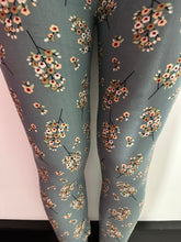 Load image into Gallery viewer, Super Soft leggings (various colours)