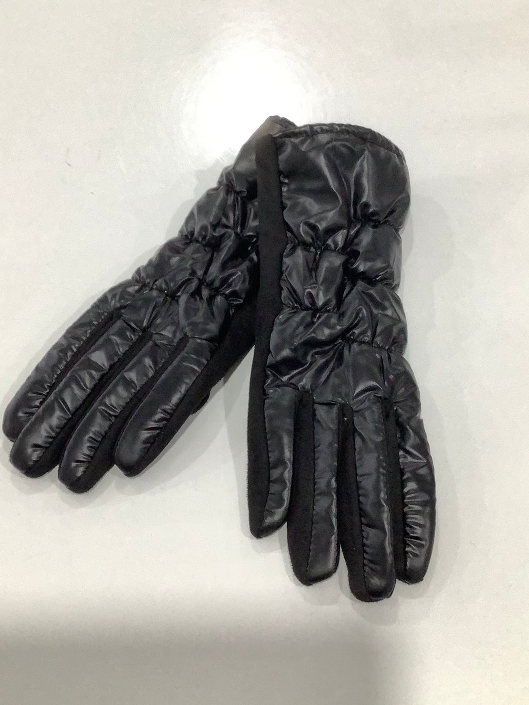 Padded Gloves - chichappensboutique