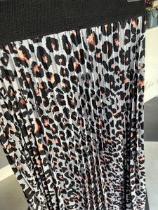 Leopard Pleat Skirt (various colours)