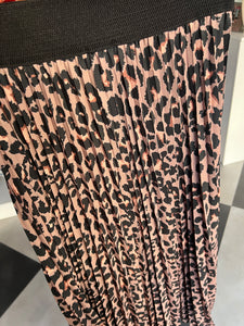 Leopard Pleat Skirt (various colours)