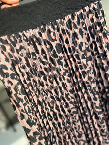 Leopard Pleat Skirt (various colours)