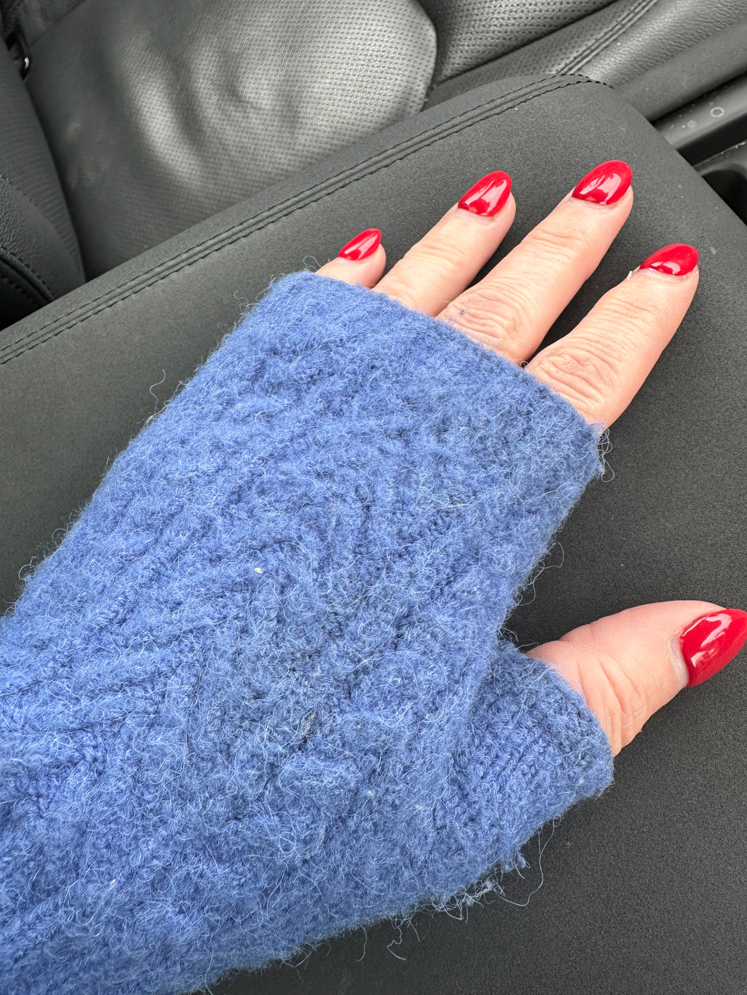 Fingerless Cable Gloves (various colours)