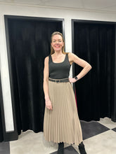 Load image into Gallery viewer, The Havana Pleat Skirt (various colours)