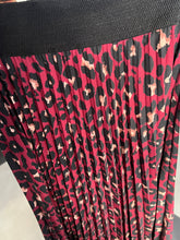 Load image into Gallery viewer, Leopard Pleat Skirt (various colours)