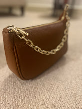 Load image into Gallery viewer, Ashworth Chain &amp; Leather Crossbody Bag (various colours) - chichappensboutique