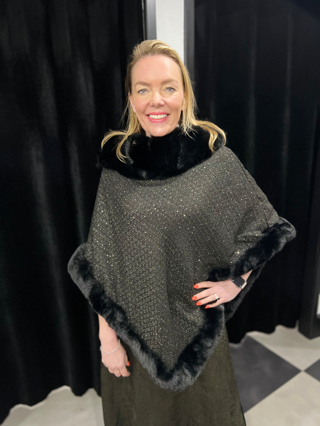 The Beverly Cape (various colours)