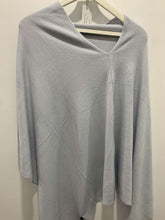 Load image into Gallery viewer, Diagonal Cut Poncho (2 colours)