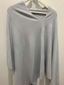 Diagonal Cut Poncho (2 colours)