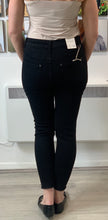 Load image into Gallery viewer, Distressed Stretch Jeans 3060 Black - chichappensboutique