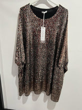 Load image into Gallery viewer, Extra Chic Sequin Tunic (various colours) - chichappensboutique